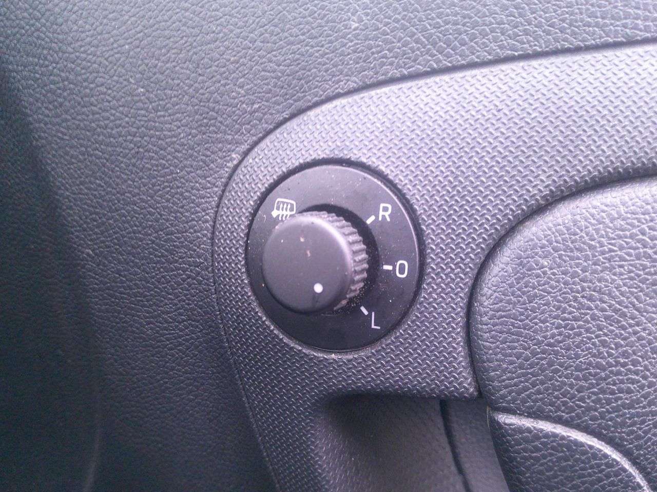 2015 SKODA ROOMSTER 2015 SKODA ROOMSTER