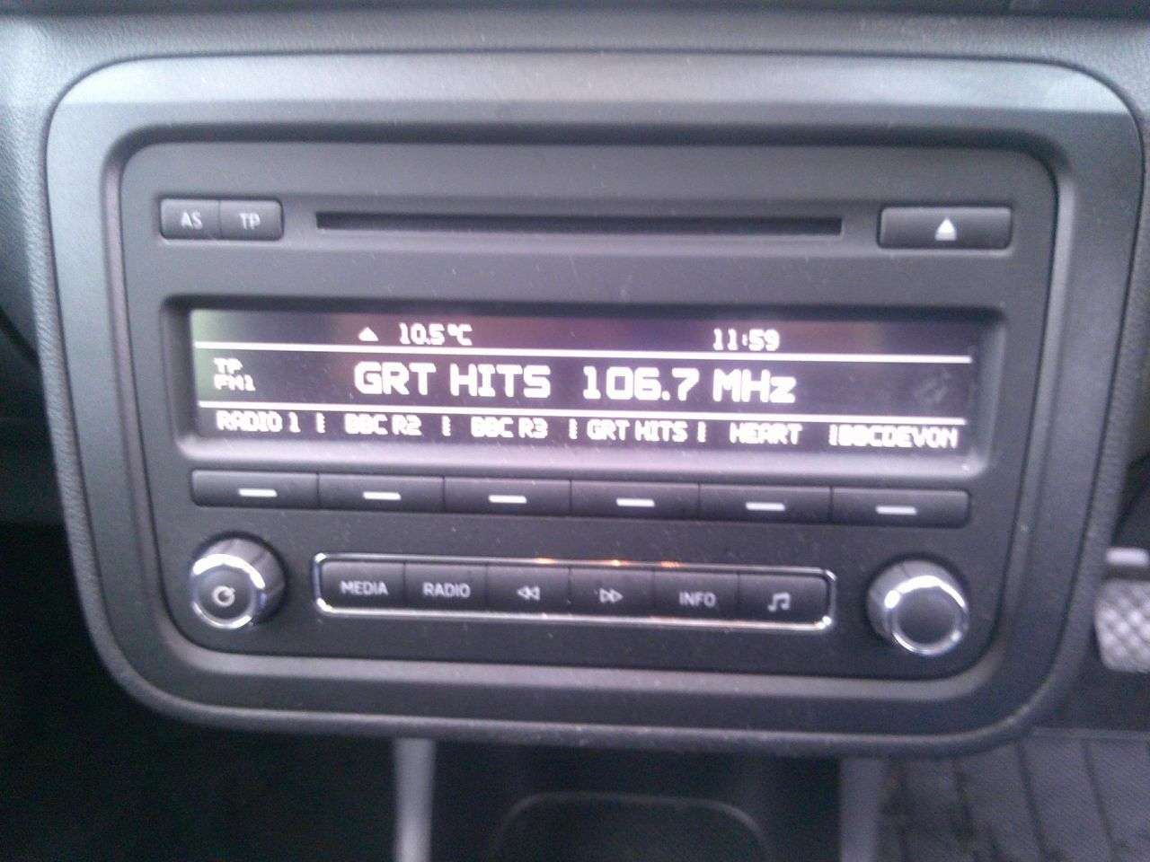 2015 SKODA ROOMSTER 2015 SKODA ROOMSTER