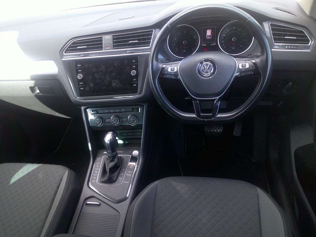 A 2019 VOLKSWAGEN TIGUAN 1.5 TSI EVO Match SUV 5dr Petrol DSG Euro 6 (s/s) (150 ps) OVER 50 CARS IN A 2019 VOLKSWAGEN TIGUAN 1.5 TSI EVO Match SUV 5dr Petrol DSG Euro 6 (s/s) (150 ps) OVER 50 CARS IN