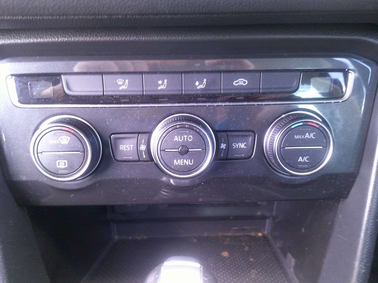 2019 VOLKSWAGEN TIGUAN 2019 VOLKSWAGEN TIGUAN