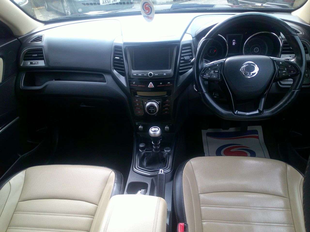 A 2019 SSANGYONG TIVOLI XLV 1.6D Ultimate SUV 5dr Diesel Manual Euro 6 (115 ps) 2 KEYS+OVER 50 CARS IN A 2019 SSANGYONG TIVOLI XLV 1.6D Ultimate SUV 5dr Diesel Manual Euro 6 (115 ps) 2 KEYS+OVER 50 CARS IN