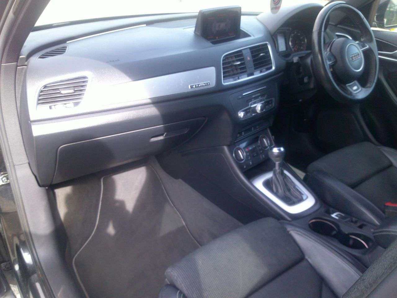 2017 AUDI Q3 2017 AUDI Q3