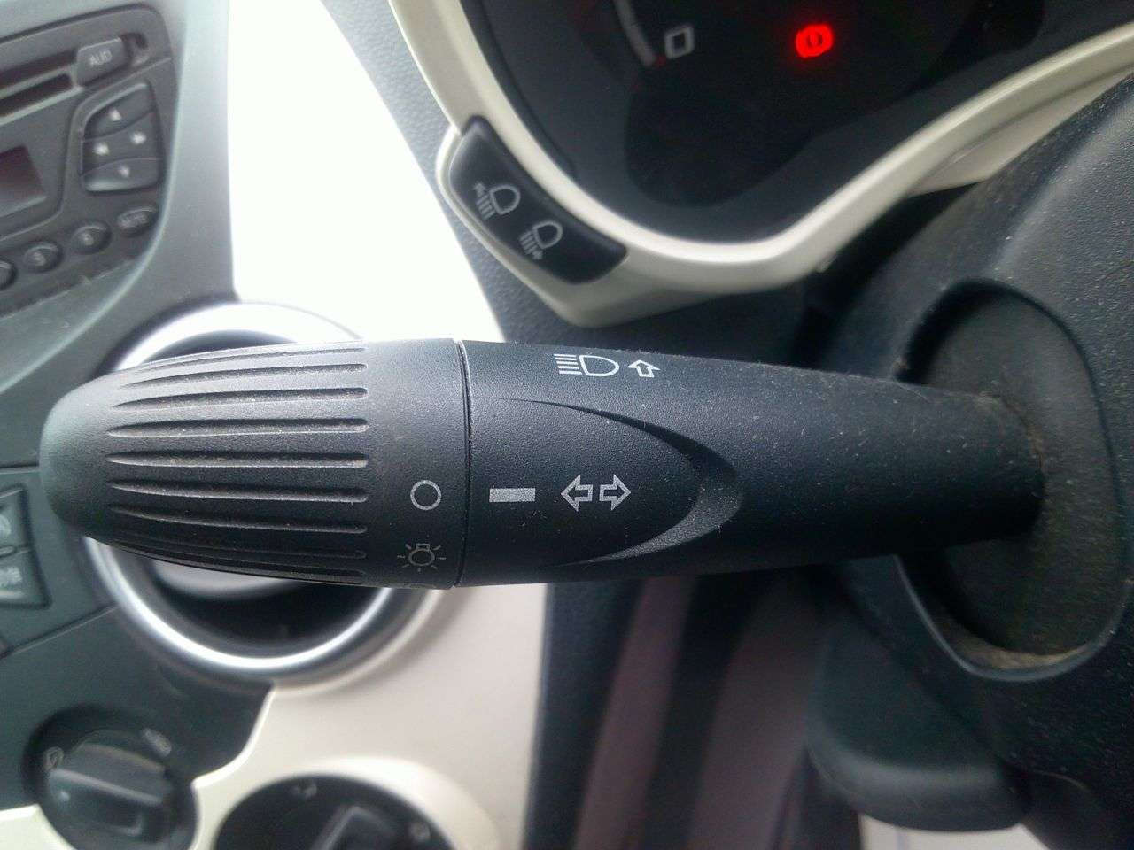 2013 FORD KA 2013 FORD KA