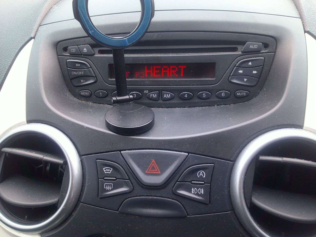 2013 FORD KA 2013 FORD KA