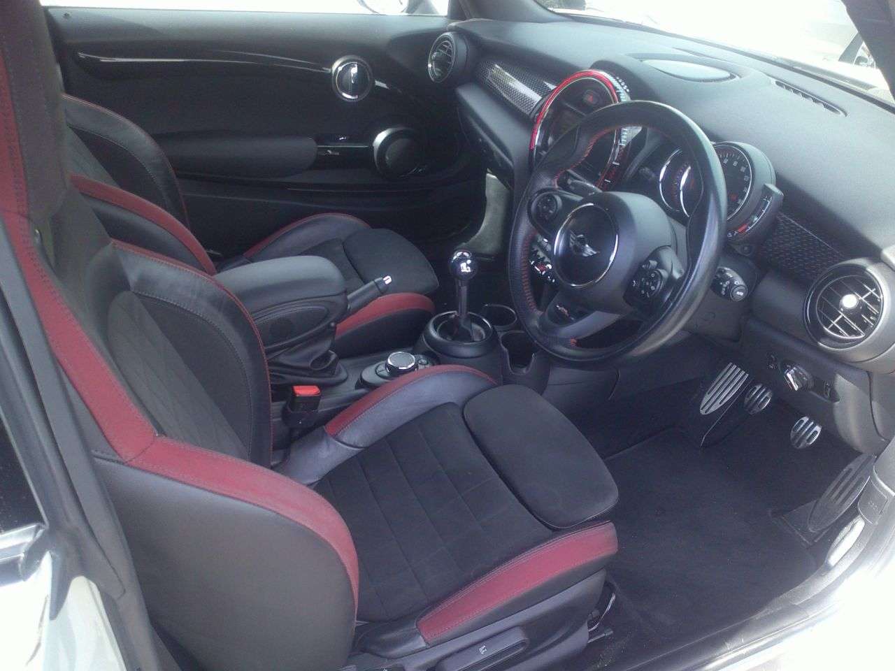 2018 MINI HATCH 2018 MINI HATCH