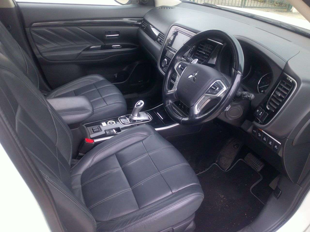 2017 MITSUBISHI OUTLANDER 2017 MITSUBISHI OUTLANDER