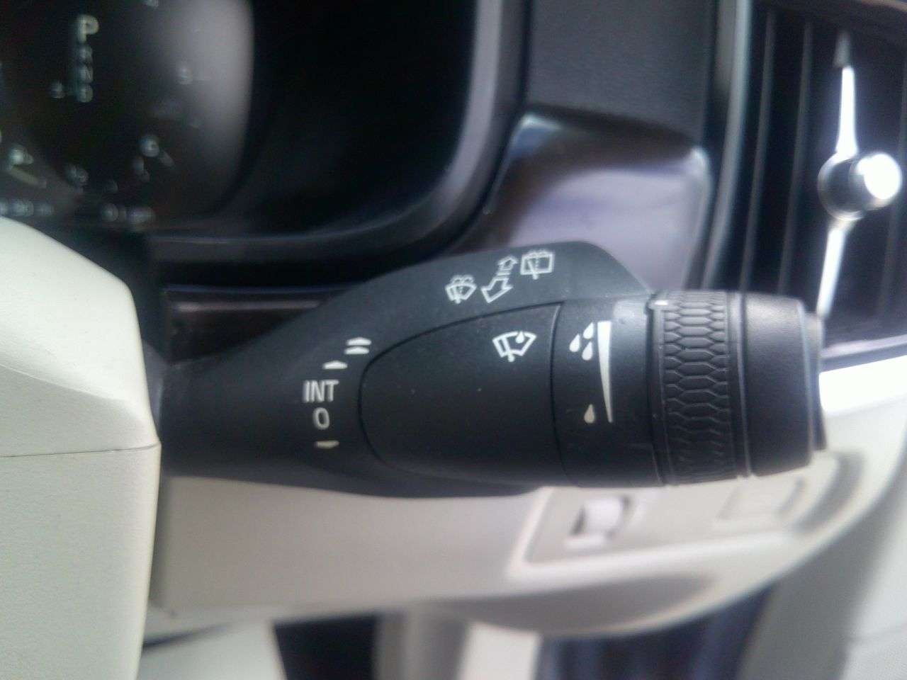 2016 VOLVO V90 2016 VOLVO V90