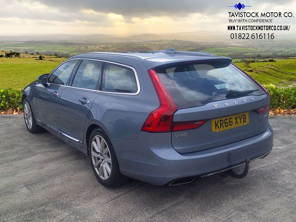 2016 VOLVO V90 2016 VOLVO V90