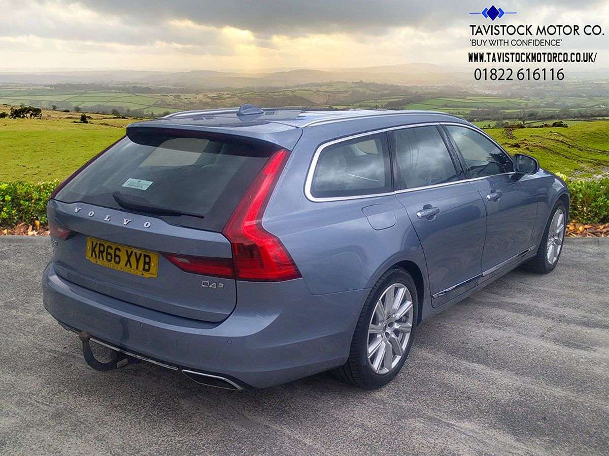 2016 VOLVO V90 2016 VOLVO V90