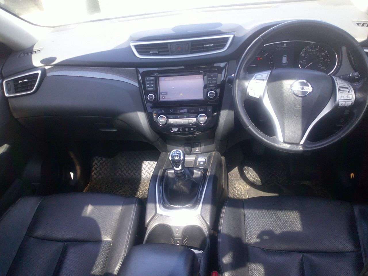 A 2015 NISSAN X-TRAIL 1.6 dCi Tekna SUV 5dr Diesel Manual 4WD Euro 5 (s/s) (130 ps) OVER 50 CARS A 2015 NISSAN X-TRAIL 1.6 dCi Tekna SUV 5dr Diesel Manual 4WD Euro 5 (s/s) (130 ps) OVER 50 CARS