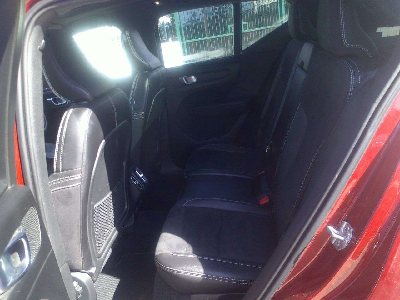2019 VOLVO XC40 2019 VOLVO XC40