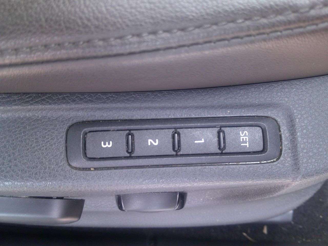 2015 SKODA OCTAVIA 2015 SKODA OCTAVIA
