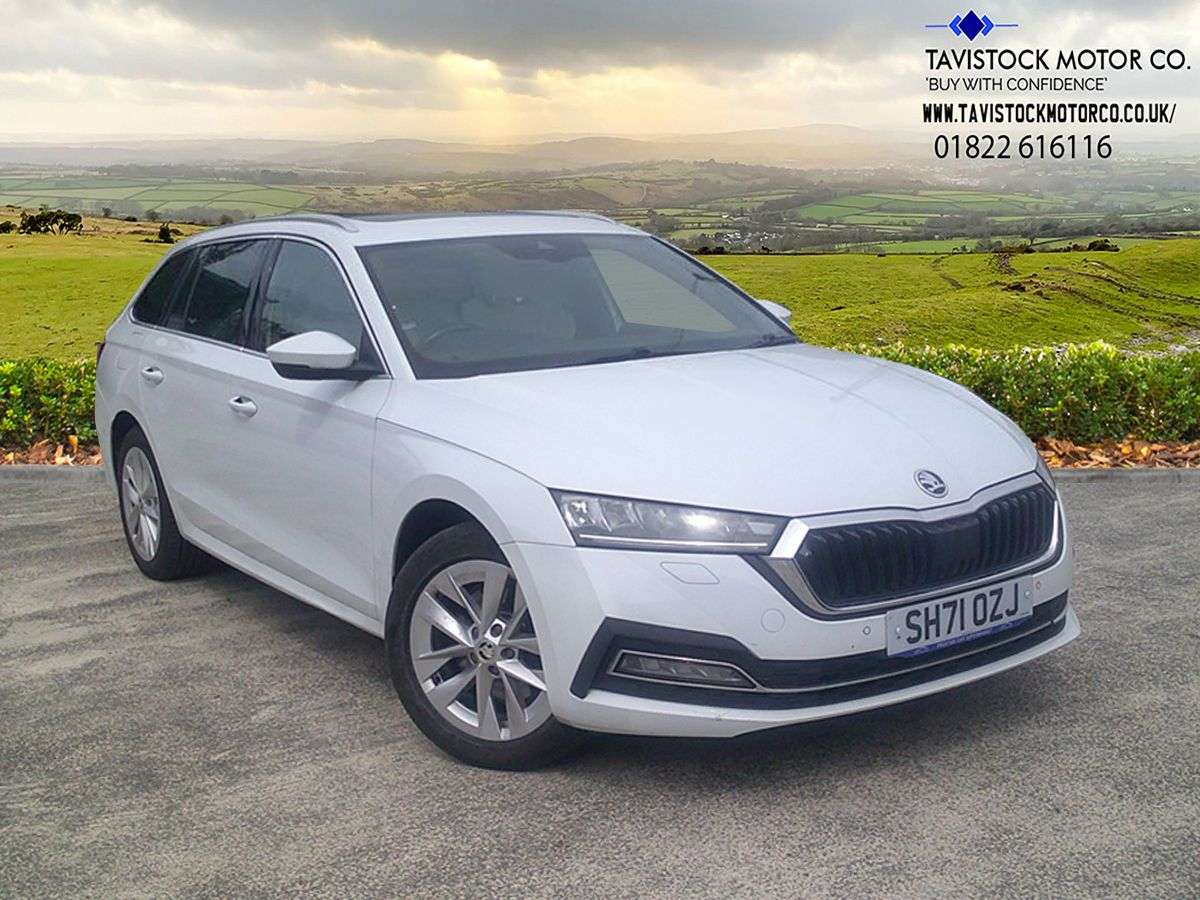 A 2022 SKODA OCTAVIA 1.4 TSI iV 13kWh SE L Estate 5dr Petrol Plug-in Hybrid DSG Euro 6 (s/s) (20 A 2022 SKODA OCTAVIA 1.4 TSI iV 13kWh SE L Estate 5dr Petrol Plug-in Hybrid DSG Euro 6 (s/s) (20