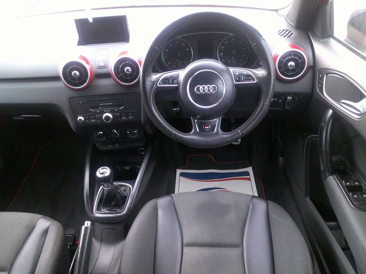 A 2013 AUDI A1 1.4 TFSI Amplified Edition Sportback 5dr Petrol Manual Euro 5 (s/s) (122 ps A 2013 AUDI A1 1.4 TFSI Amplified Edition Sportback 5dr Petrol Manual Euro 5 (s/s) (122 ps