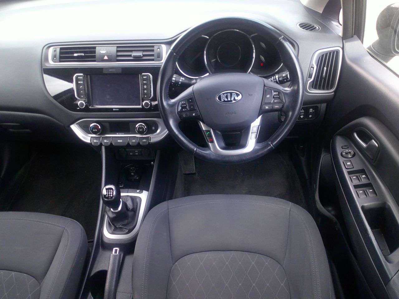 A 2016 KIA RIO 1.4 EcoDynamics 3 Hatchback 5dr Petrol Manual Euro 6 (s/s) (107 bhp) OVER 5 A 2016 KIA RIO 1.4 EcoDynamics 3 Hatchback 5dr Petrol Manual Euro 6 (s/s) (107 bhp) OVER 5