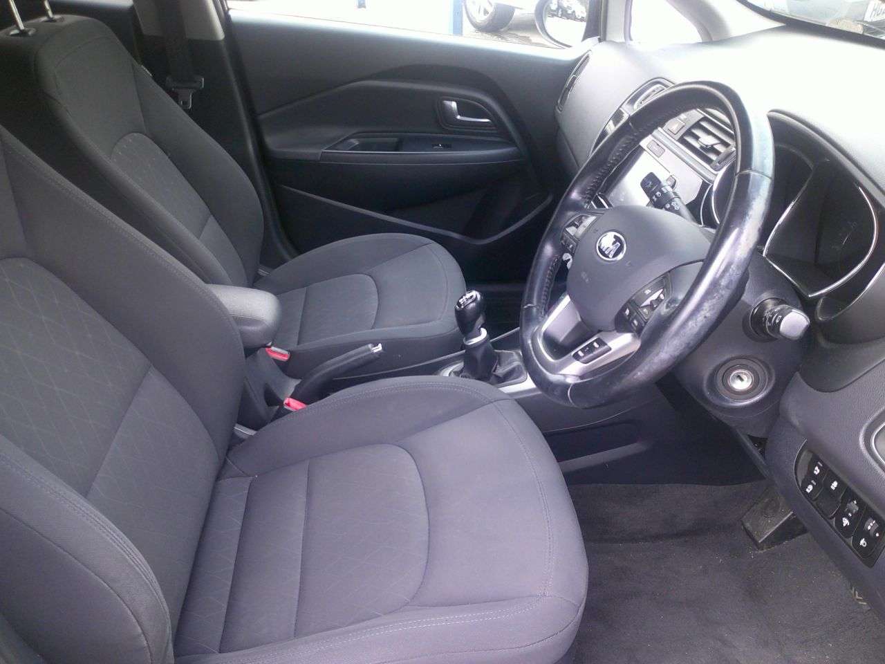 2016 KIA RIO 2016 KIA RIO