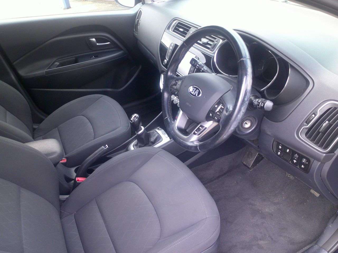 2016 KIA RIO 2016 KIA RIO