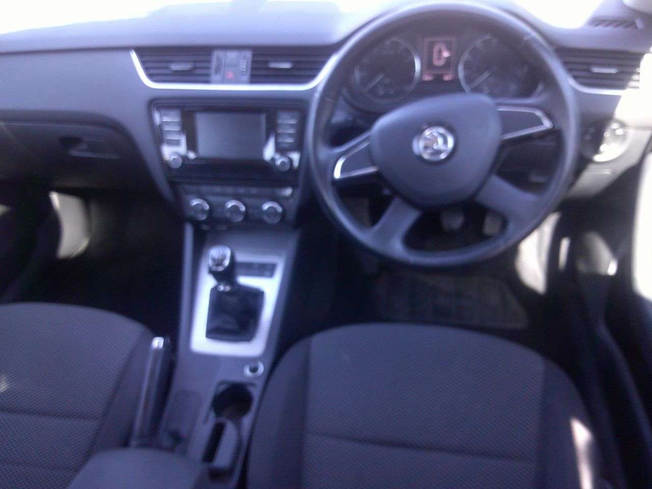 A 2014 SKODA OCTAVIA 1.4 TSI SE Hatchback 5dr Petrol Manual Euro 5 (s/s) (140 ps) A 2014 SKODA OCTAVIA 1.4 TSI SE Hatchback 5dr Petrol Manual Euro 5 (s/s) (140 ps)