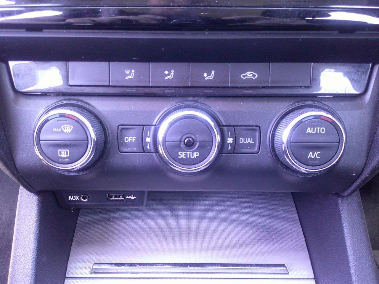 2014 SKODA OCTAVIA 2014 SKODA OCTAVIA