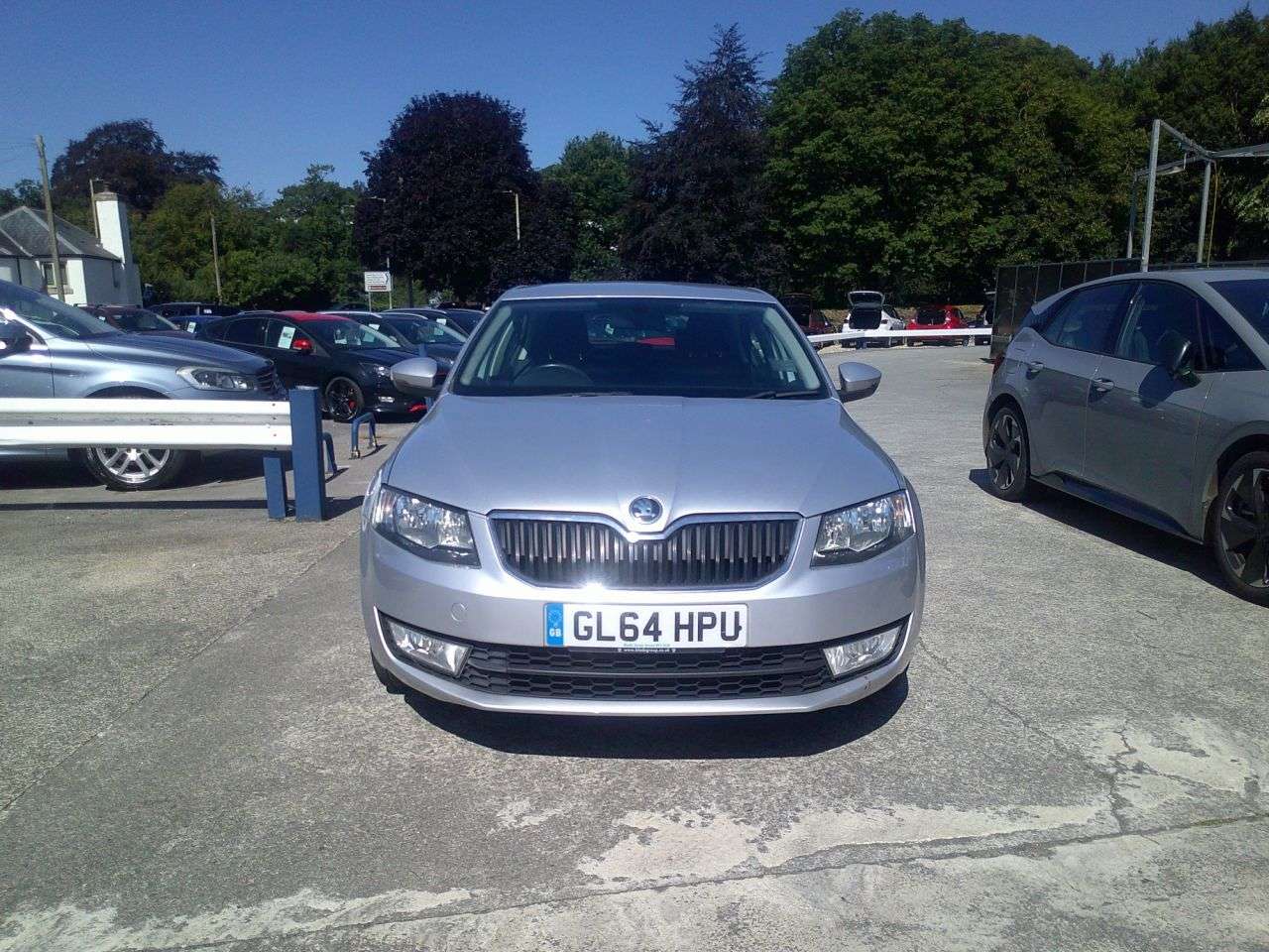 A 2014 SKODA OCTAVIA 1.4 TSI SE Hatchback 5dr Petrol Manual Euro 5 (s/s) (140 ps) A 2014 SKODA OCTAVIA 1.4 TSI SE Hatchback 5dr Petrol Manual Euro 5 (s/s) (140 ps)
