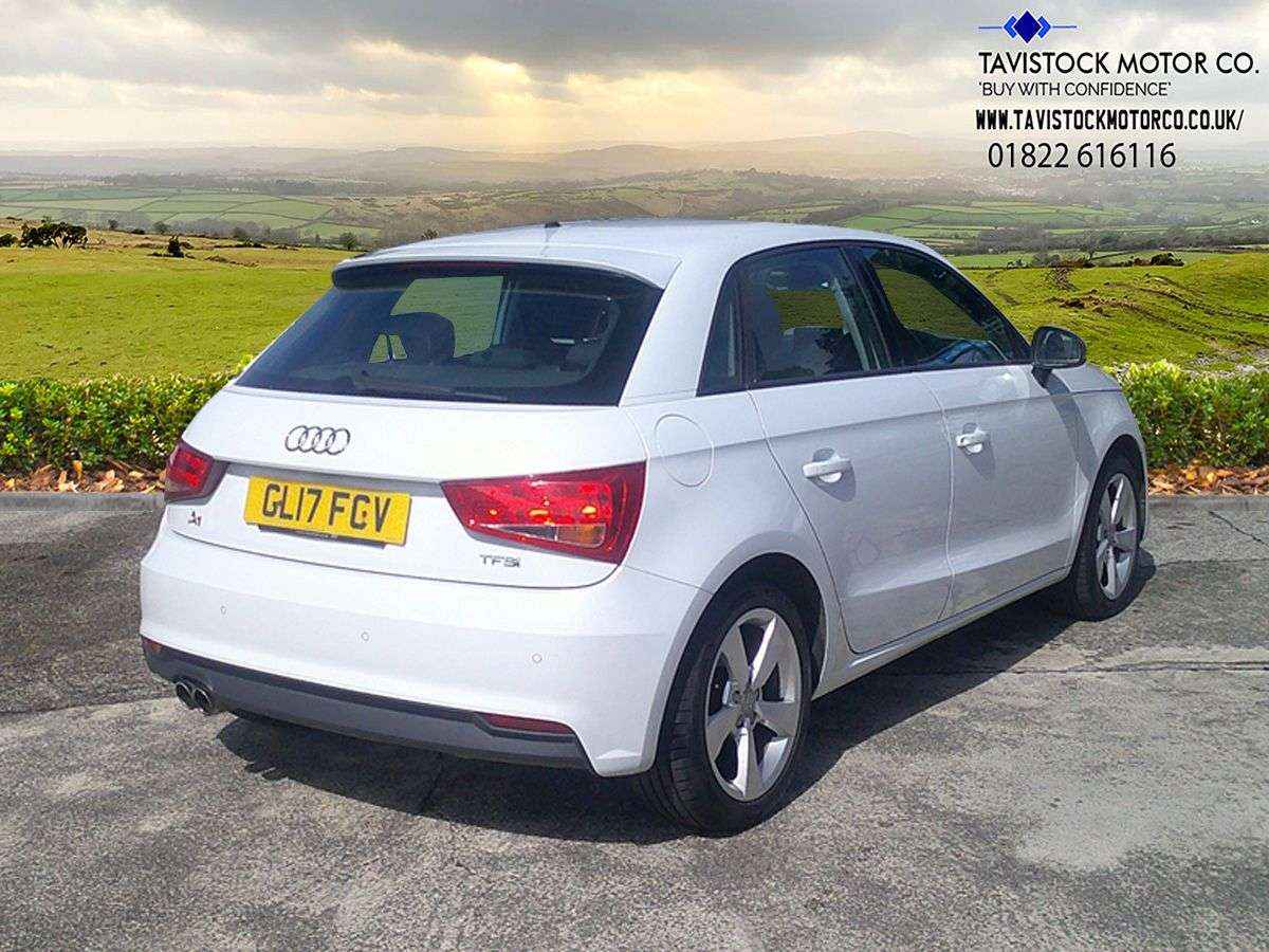 2017 AUDI A1 2017 AUDI A1