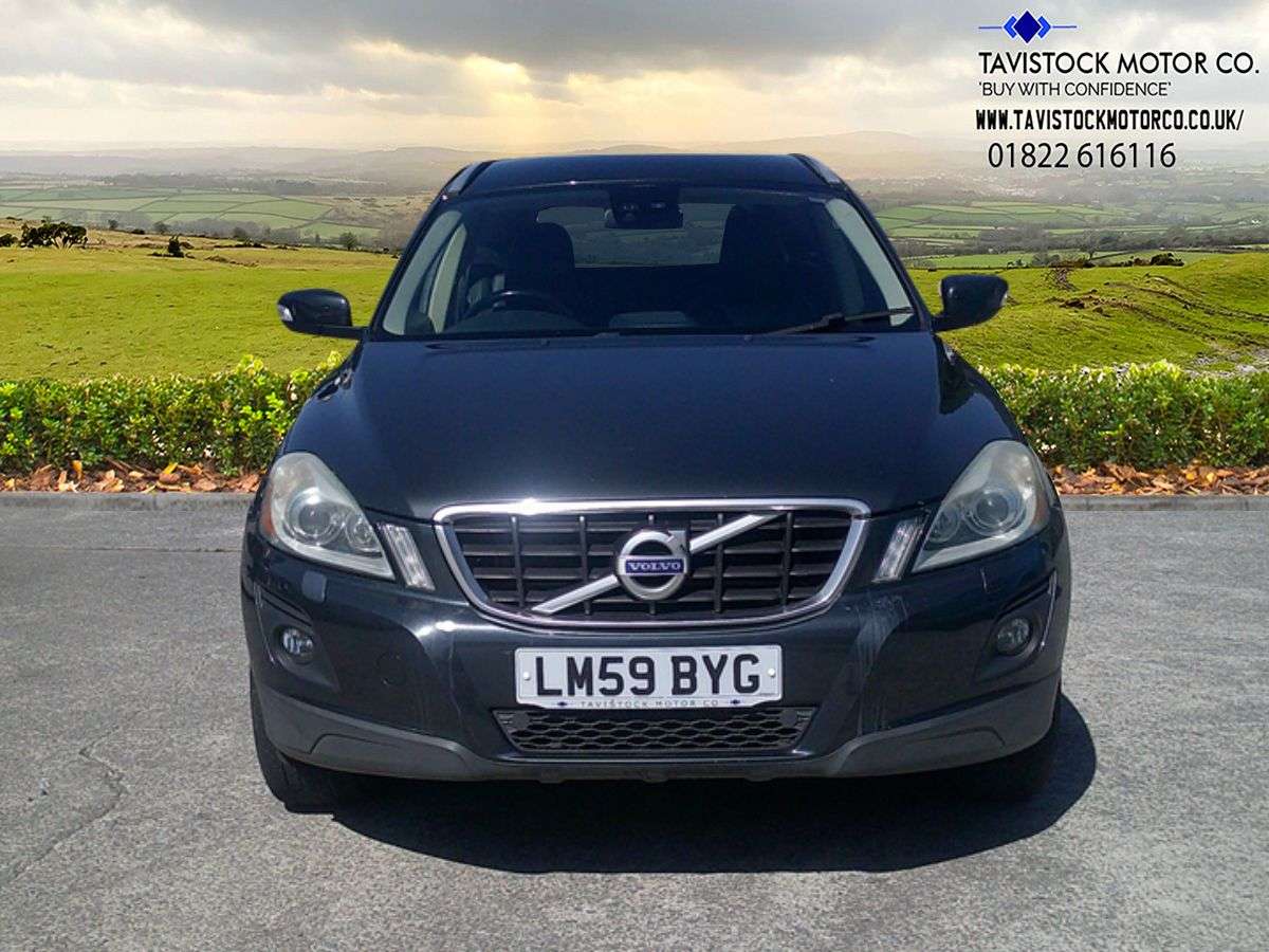 A 2009 VOLVO XC60 2.4 D5 SE Lux Premium SUV 5dr Diesel Geartronic AWD Euro 4 (205 ps) GREAT S A 2009 VOLVO XC60 2.4 D5 SE Lux Premium SUV 5dr Diesel Geartronic AWD Euro 4 (205 ps) GREAT S