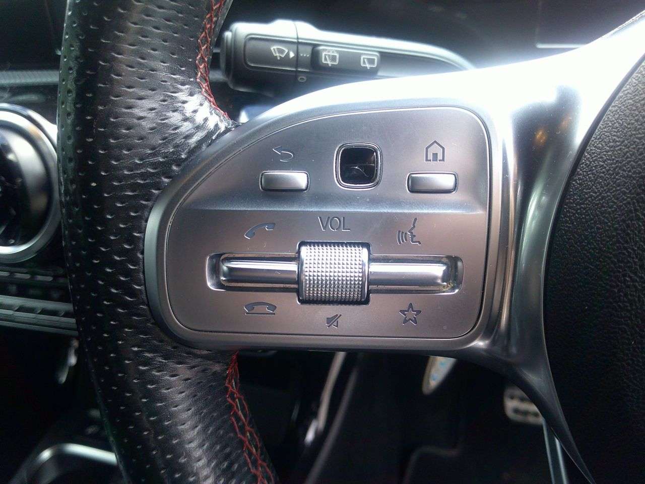 2019 MERCEDES-BENZ A CLASS 2019 MERCEDES-BENZ A CLASS