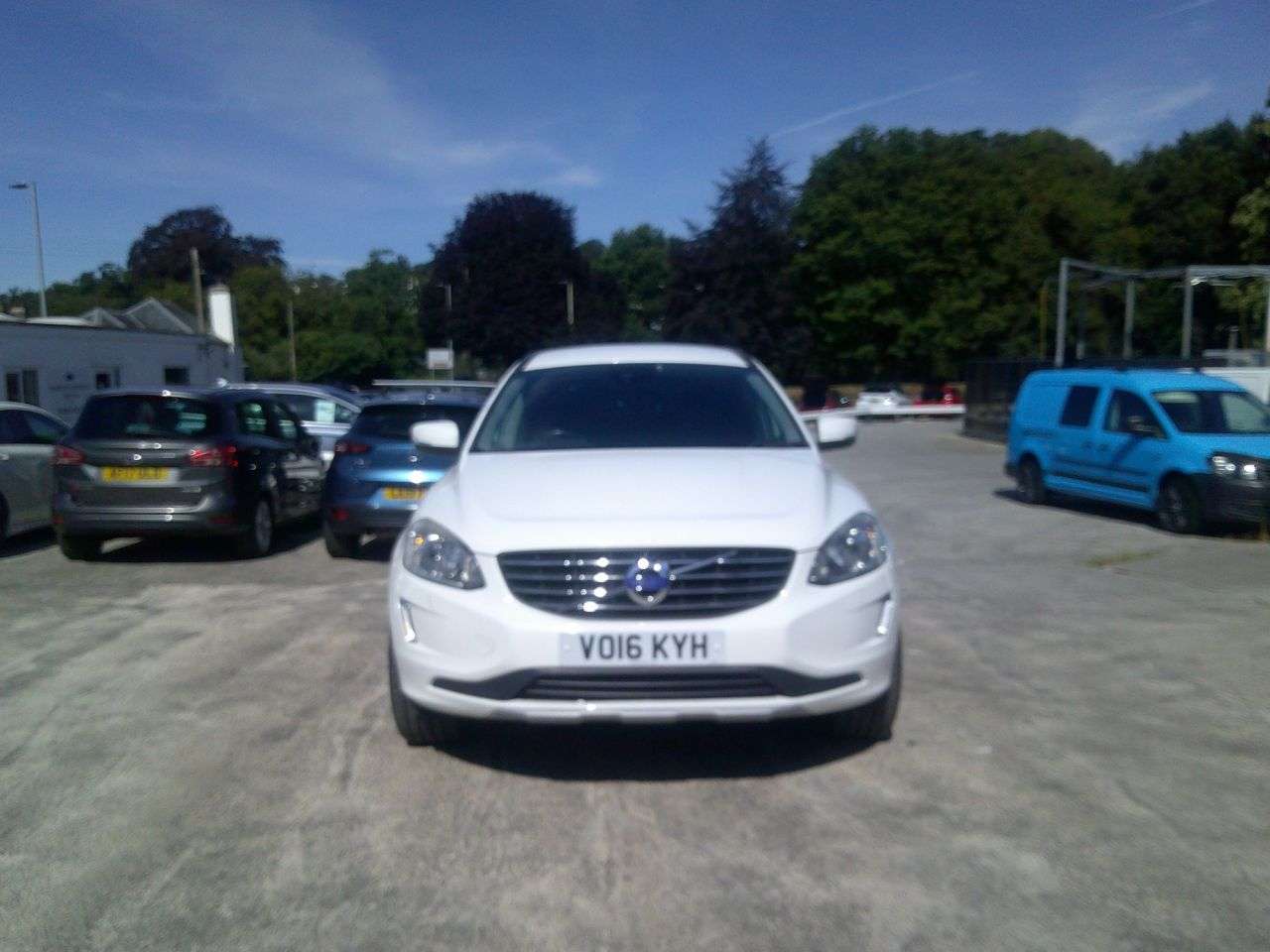 A 2016 VOLVO XC60 2.0 D4 SE Nav SUV 5dr Diesel Manual Euro 6 (s/s) (190 ps) GREAT SELECTION O A 2016 VOLVO XC60 2.0 D4 SE Nav SUV 5dr Diesel Manual Euro 6 (s/s) (190 ps) GREAT SELECTION O
