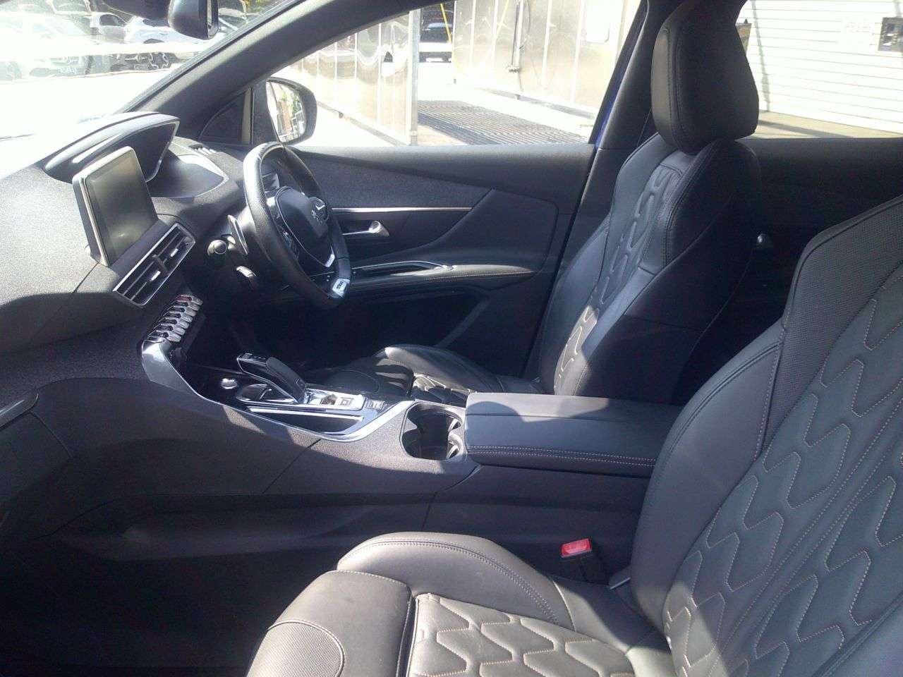 2017 PEUGEOT 3008 2017 PEUGEOT 3008