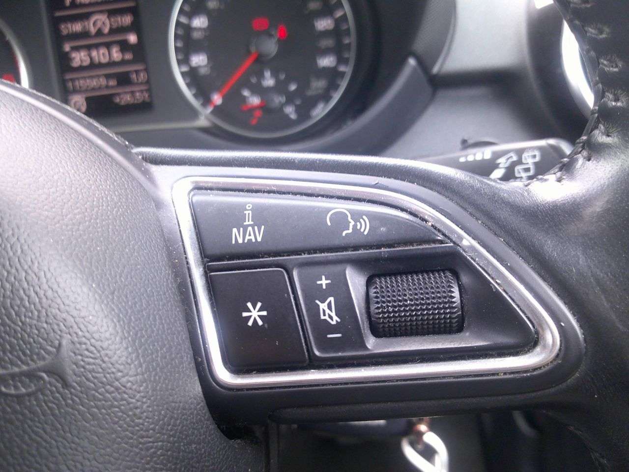 2015 AUDI A1 2015 AUDI A1