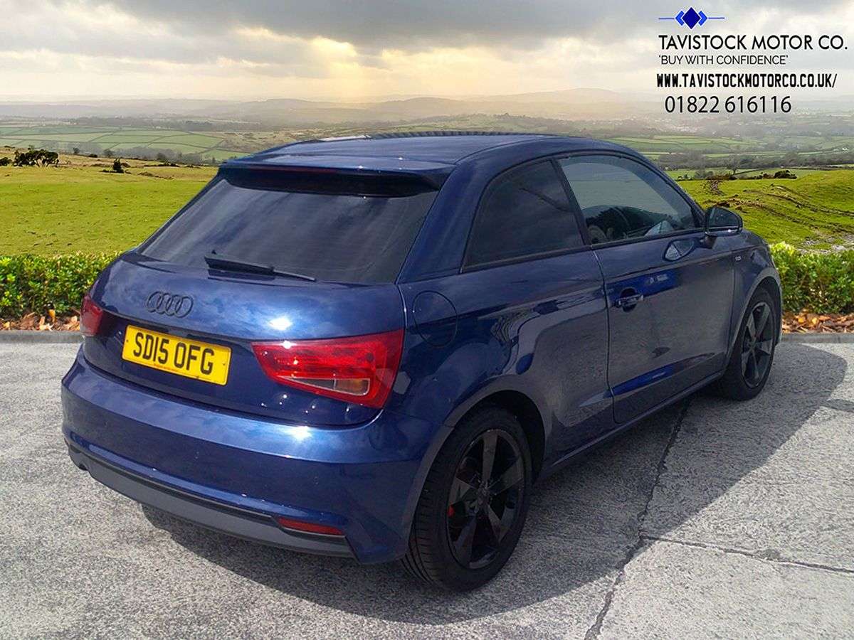 2015 AUDI A1 2015 AUDI A1