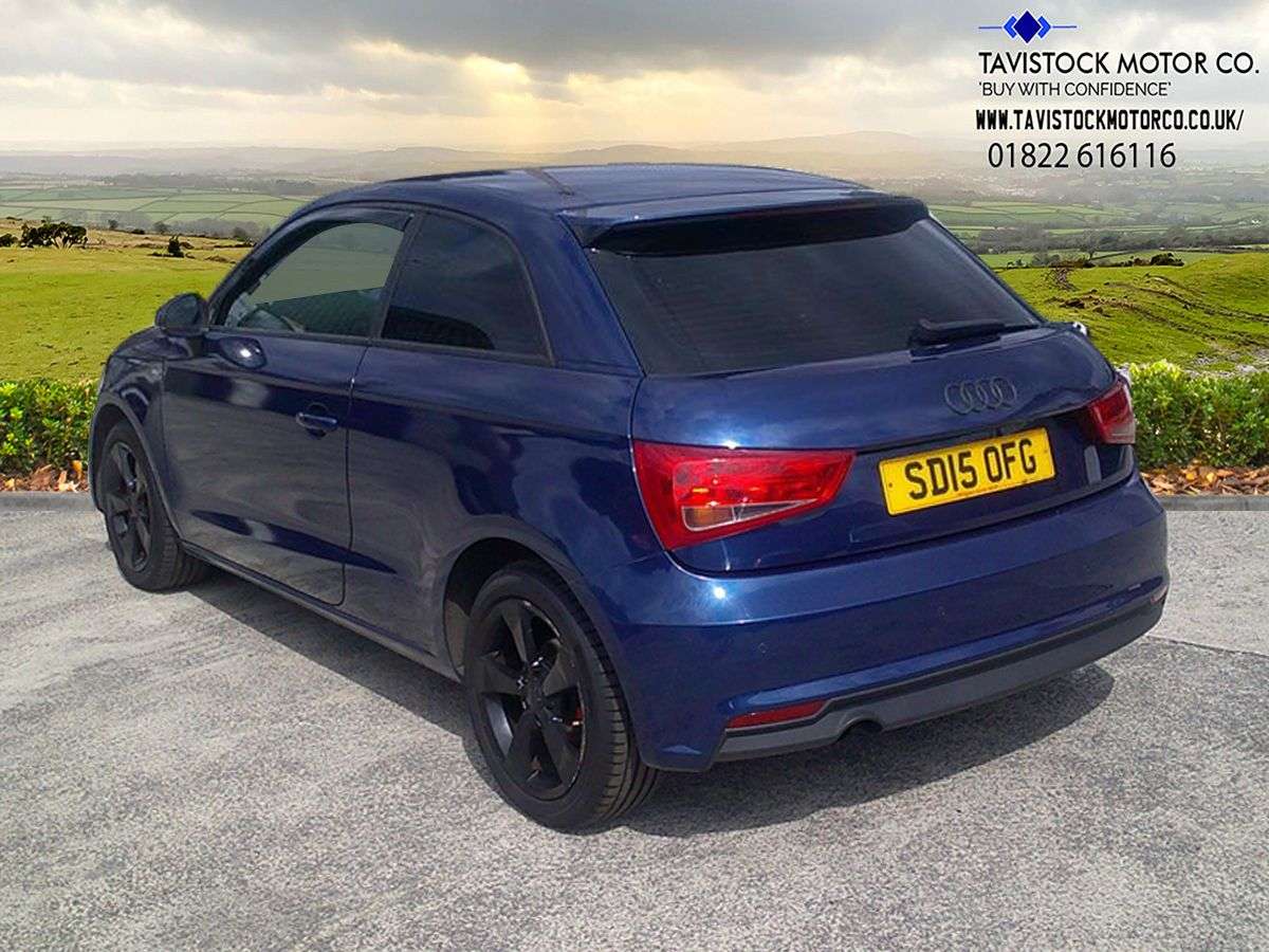 2015 AUDI A1 2015 AUDI A1