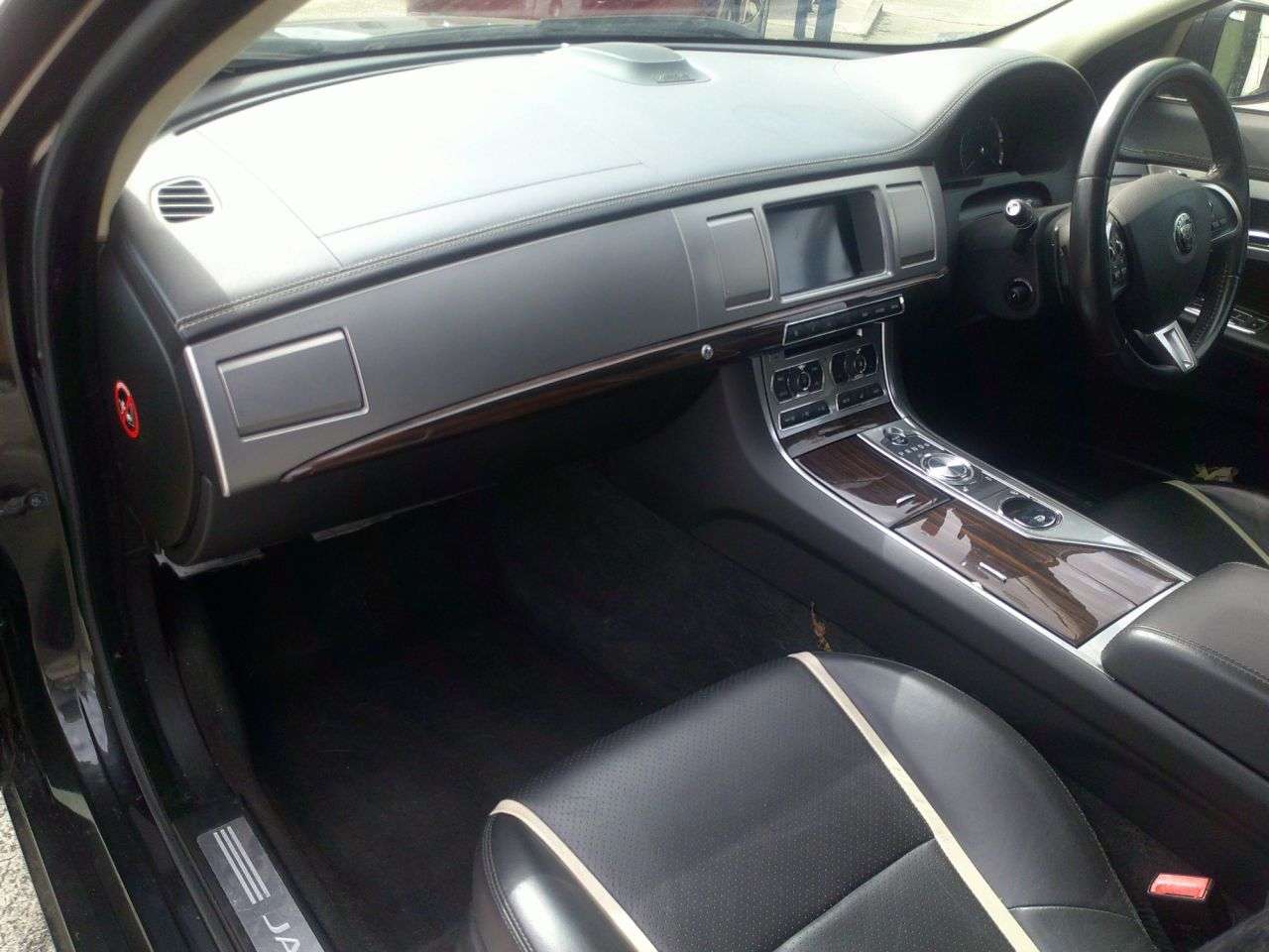 2014 JAGUAR XF 2014 JAGUAR XF