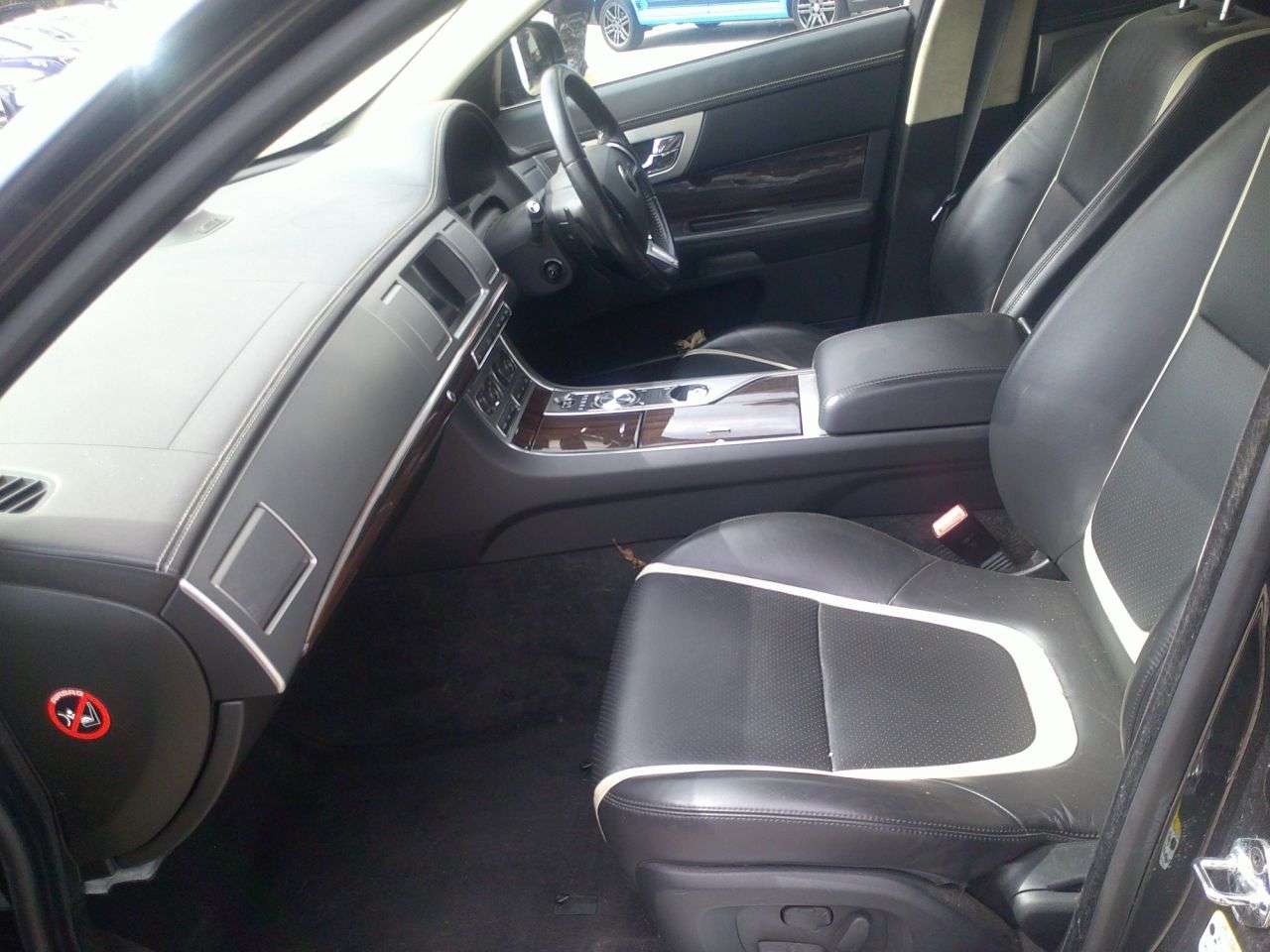 2014 JAGUAR XF 2014 JAGUAR XF