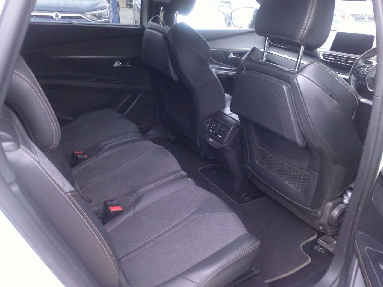 2020 PEUGEOT 5008 2020 PEUGEOT 5008