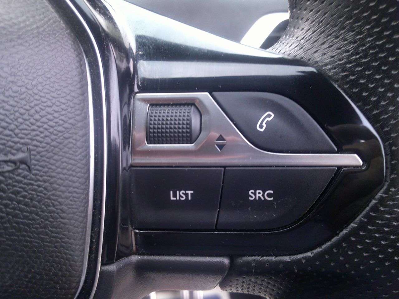 2020 PEUGEOT 5008 2020 PEUGEOT 5008