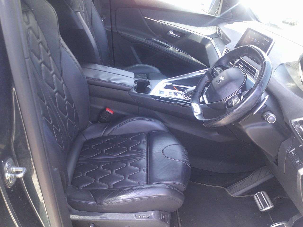2018 PEUGEOT 5008 2018 PEUGEOT 5008