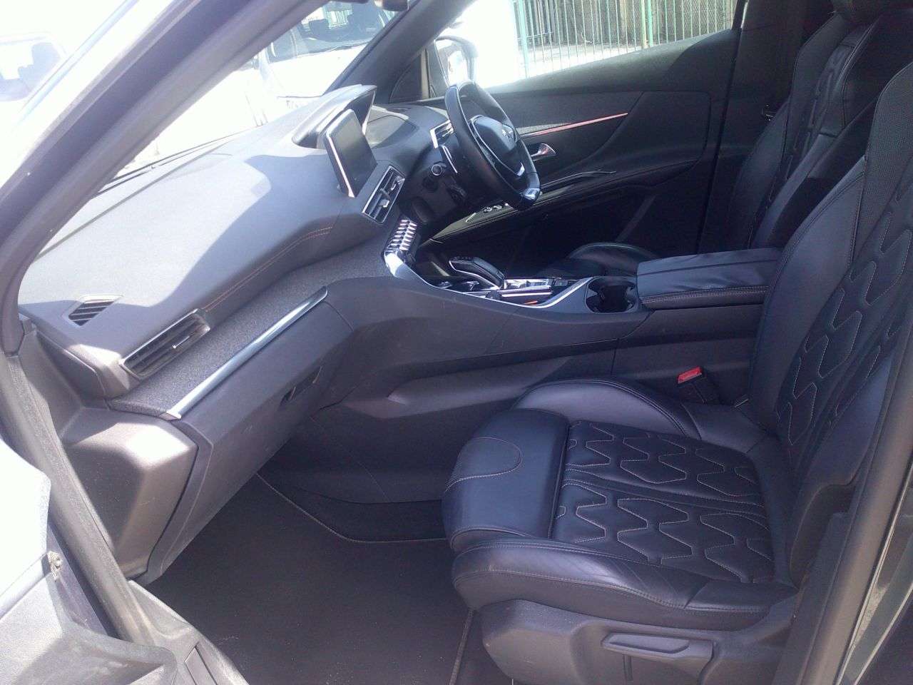 2018 PEUGEOT 5008 2018 PEUGEOT 5008