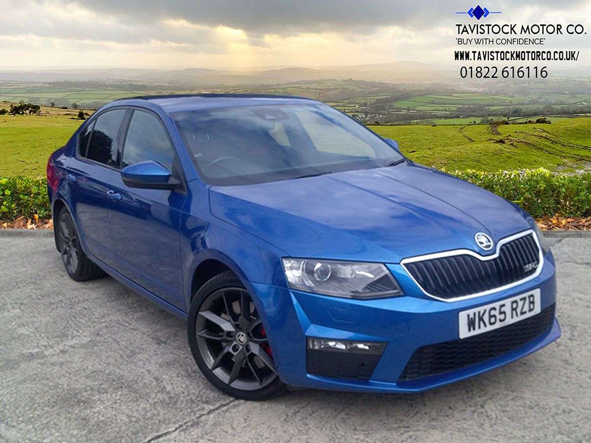 A 2015 SKODA OCTAVIA 2.0 TDI vRS Hatchback 5dr Diesel Manual Euro 6 (s/s) (SNav) (184 ps) 2 KEYS A 2015 SKODA OCTAVIA 2.0 TDI vRS Hatchback 5dr Diesel Manual Euro 6 (s/s) (SNav) (184 ps) 2 KEYS