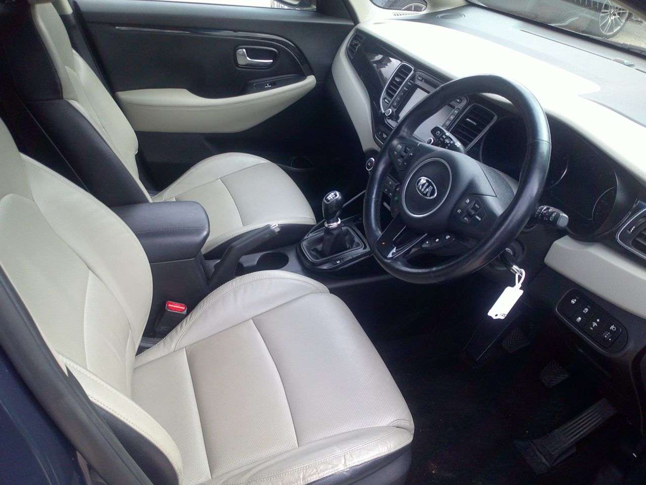 2016 KIA CARENS 2016 KIA CARENS