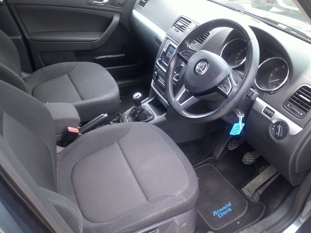 2015 SKODA YETI 2015 SKODA YETI