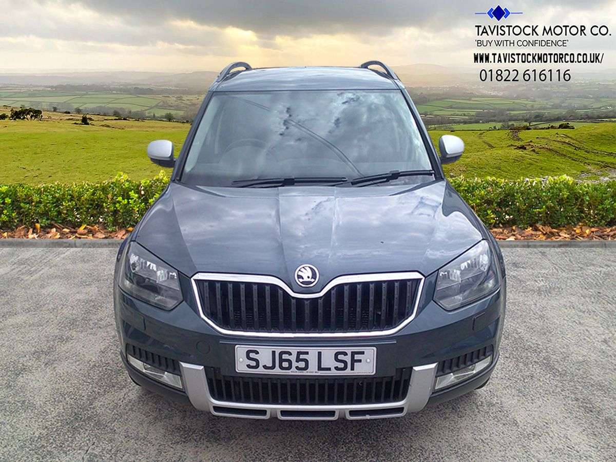 A 2015 SKODA YETI 2.0 TDI SE Outdoor 5dr Diesel Manual 4WD Euro 6 (s/s) (110 ps) 2 KEYS+OVER A 2015 SKODA YETI 2.0 TDI SE Outdoor 5dr Diesel Manual 4WD Euro 6 (s/s) (110 ps) 2 KEYS+OVER