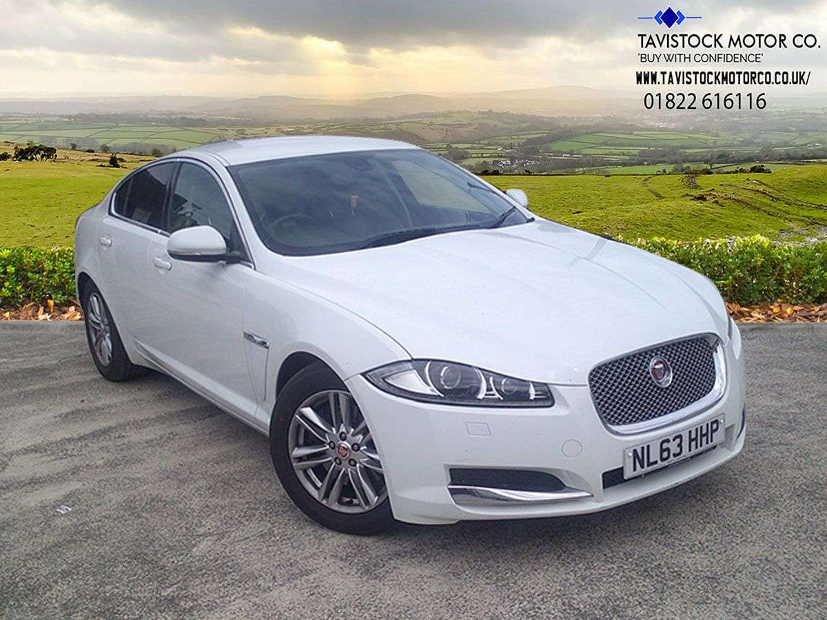 A 2013 JAGUAR XF 2.2d Luxury Saloon 4dr Diesel Auto Euro 5 (s/s) (163 ps) NEW SERVICE+OVER 5 A 2013 JAGUAR XF 2.2d Luxury Saloon 4dr Diesel Auto Euro 5 (s/s) (163 ps) NEW SERVICE+OVER 5