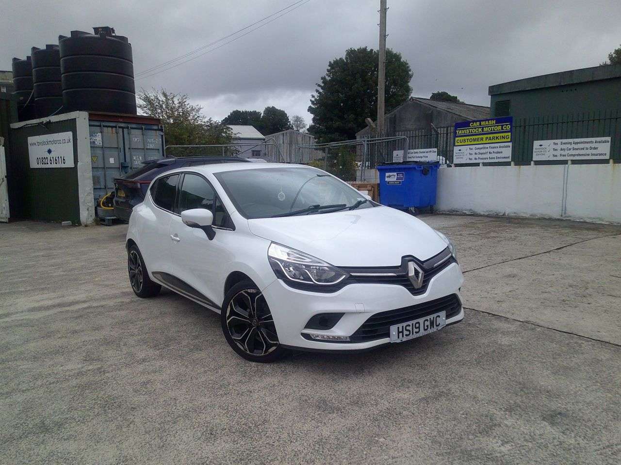 A 2019 RENAULT CLIO 0.9 TCe Iconic Hatchback 5dr Petrol Manual Euro 6 (s/s) (90 ps) GREAT SELEC A 2019 RENAULT CLIO 0.9 TCe Iconic Hatchback 5dr Petrol Manual Euro 6 (s/s) (90 ps) GREAT SELEC