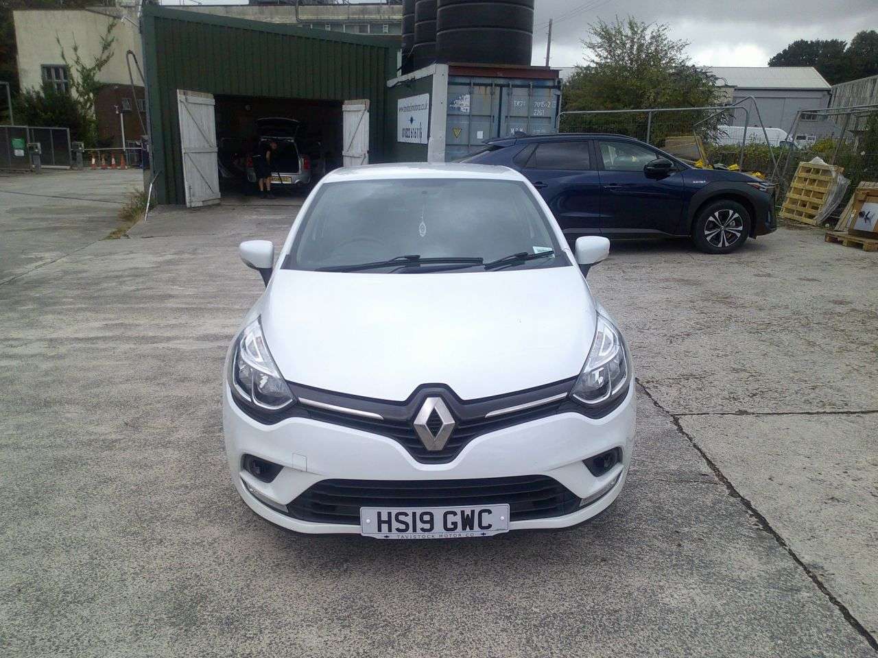 2019 RENAULT CLIO 2019 RENAULT CLIO