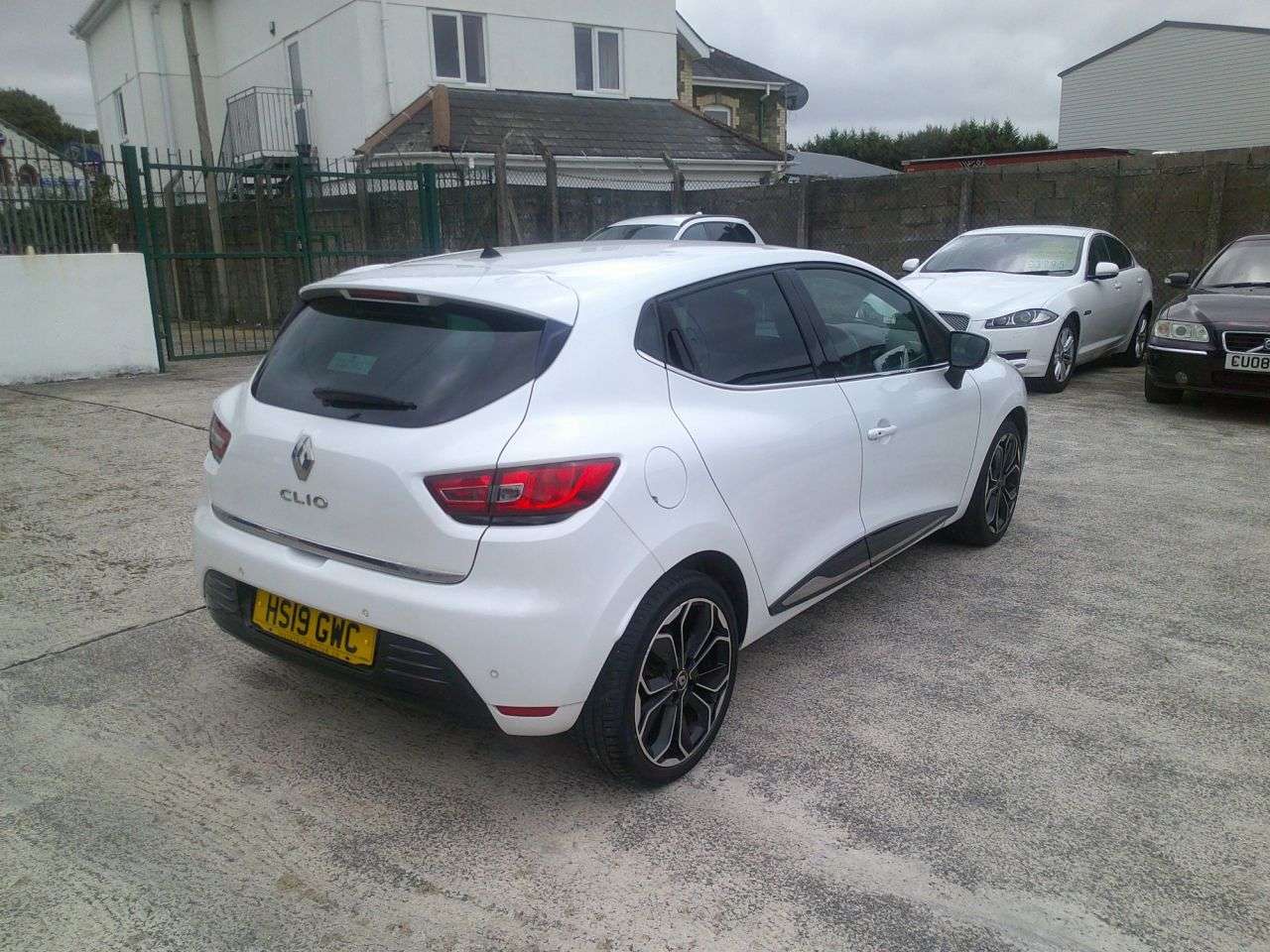 2019 RENAULT CLIO 2019 RENAULT CLIO