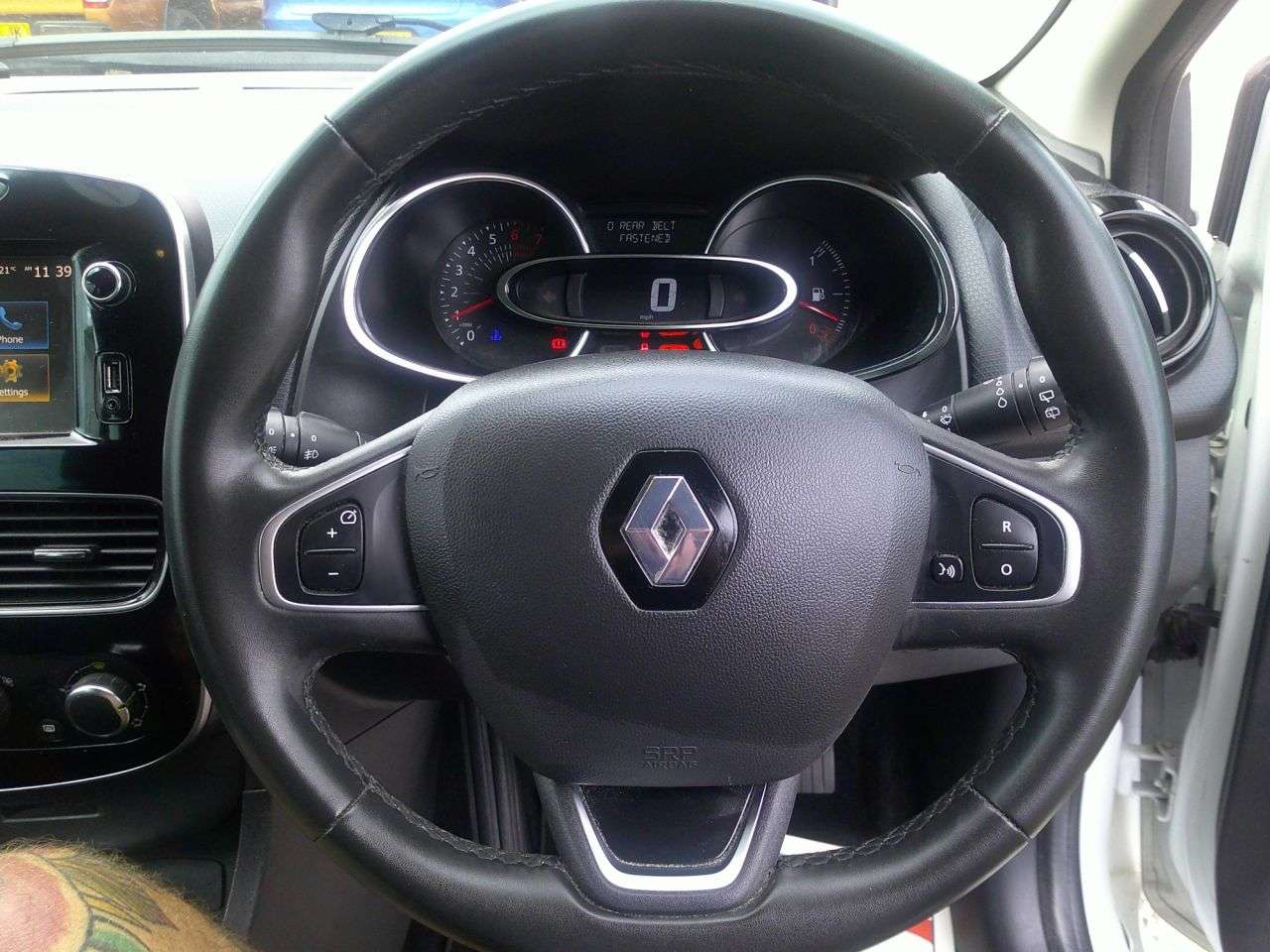 2019 RENAULT CLIO 2019 RENAULT CLIO