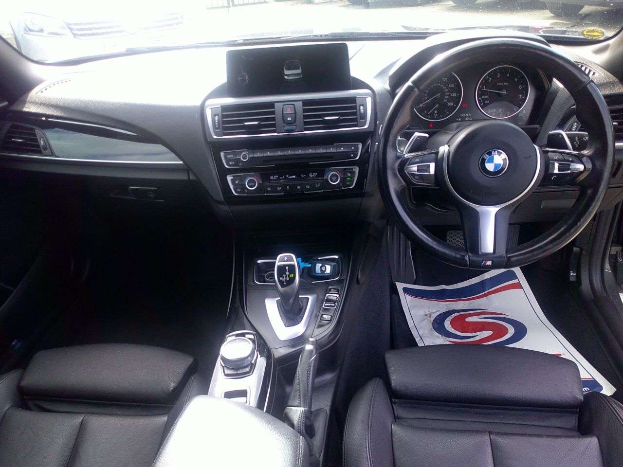 A 2016 BMW 2 SERIES 2.0 220i M Sport Convertible 2dr Petrol Auto Euro 6 (s/s) (184 ps) GREAT SE A 2016 BMW 2 SERIES 2.0 220i M Sport Convertible 2dr Petrol Auto Euro 6 (s/s) (184 ps) GREAT SE