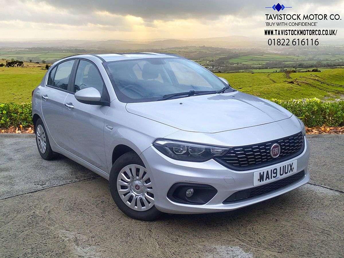 A 2019 FIAT TIPO 1.4 MPI Easy Plus Hatchback 5dr Petrol Manual Euro 6 (95 ps) GREAT SELECTIO A 2019 FIAT TIPO 1.4 MPI Easy Plus Hatchback 5dr Petrol Manual Euro 6 (95 ps) GREAT SELECTIO