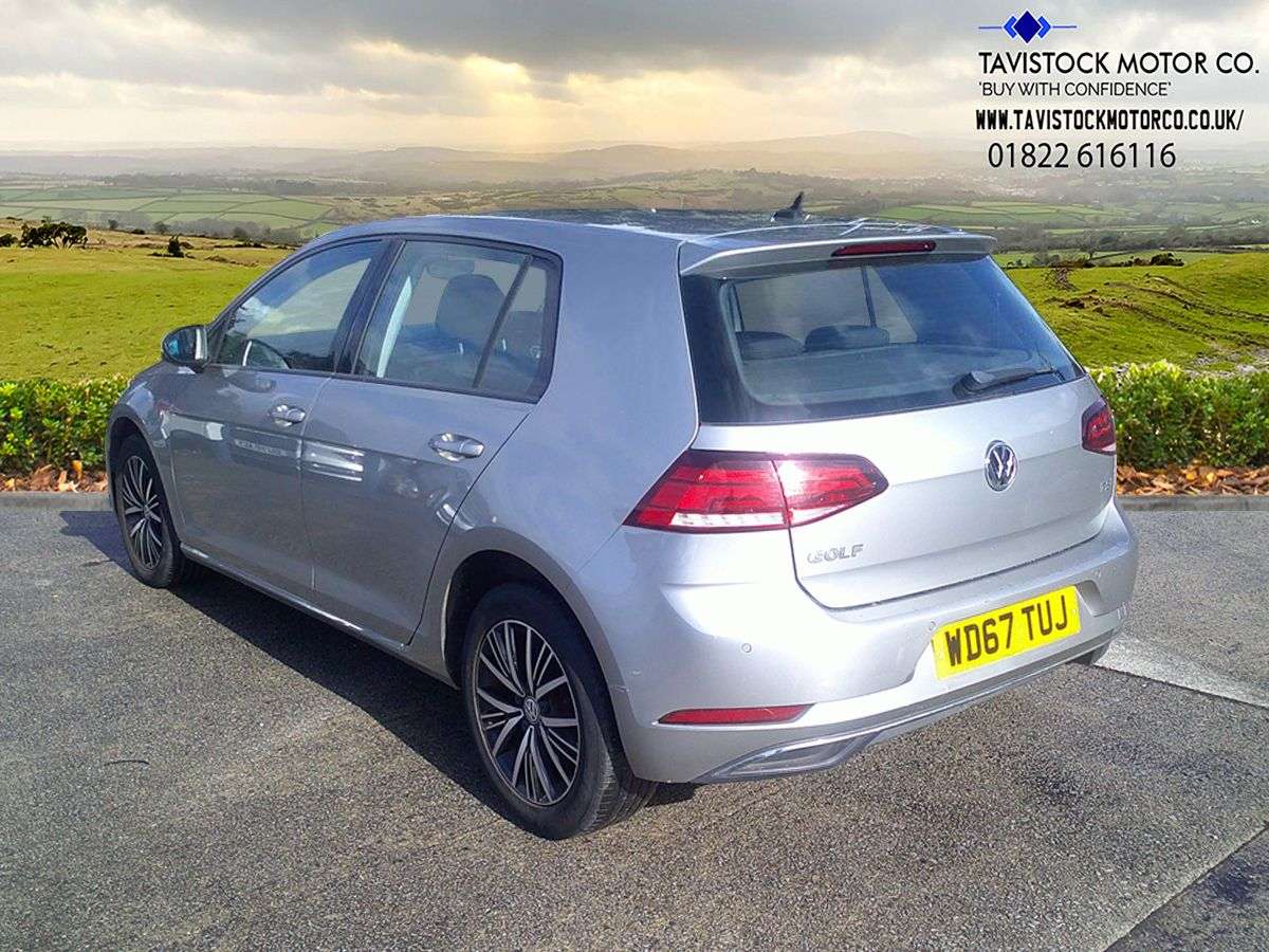 2017 VOLKSWAGEN GOLF 2017 VOLKSWAGEN GOLF